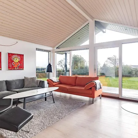 Seaside Retreat With - By Traum Bøjden